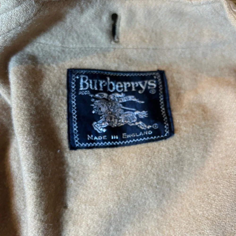 Burberry Vintage Hidden Buttons w/ Nova Check and Wool Lining Trench Coat - Picture 7 of 12